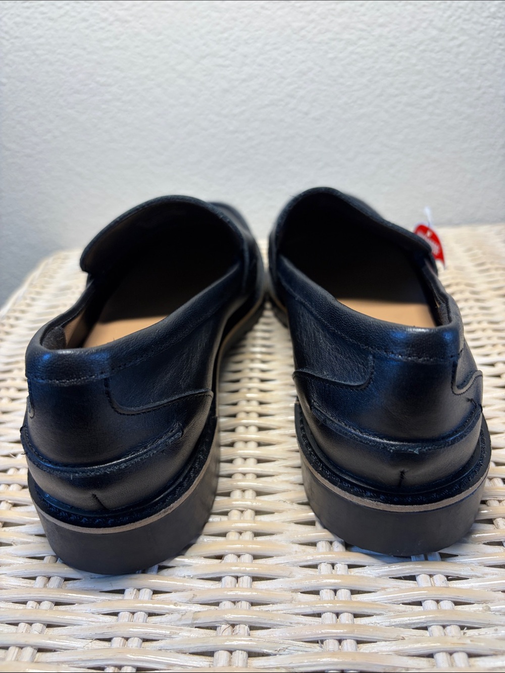 Blondo Black Leather Women's Waterproof  Slip-On Penny Loafers - Picture 6 of 11